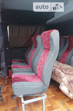 Седан Iveco 35S13 2001 в Сокирянах