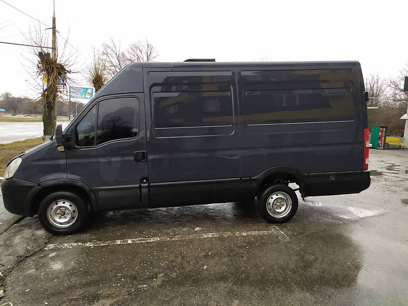 Вантажний фургон Iveco Daily груз. 2008 в Харкові