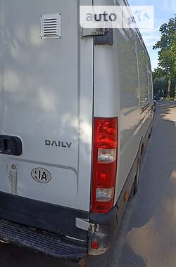 Вантажний фургон Iveco Daily груз. 2012 в Вінниці