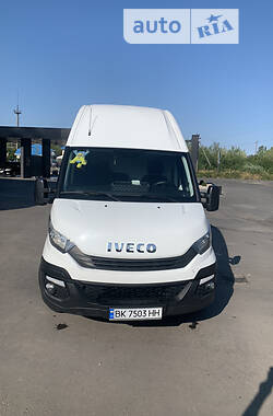 Грузовой фургон Iveco Daily груз. 2017 в Ужгороде