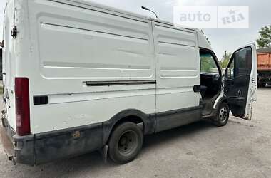 Вантажний фургон Iveco Daily груз. 2004 в Дніпрі