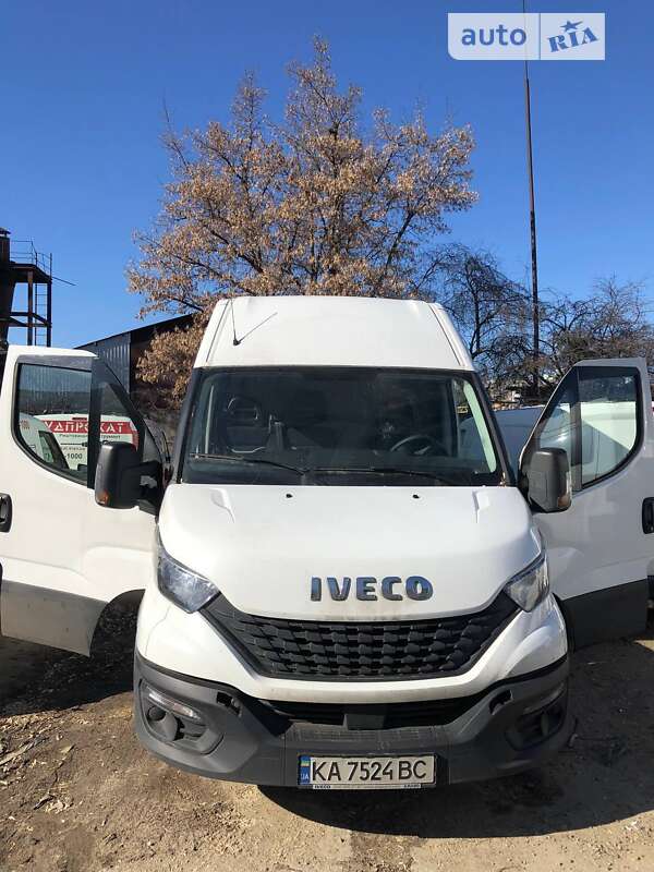 Грузовой фургон Iveco Daily груз. 2020 в Киеве