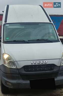 Вантажний фургон Iveco Daily груз. 2014 в Львові