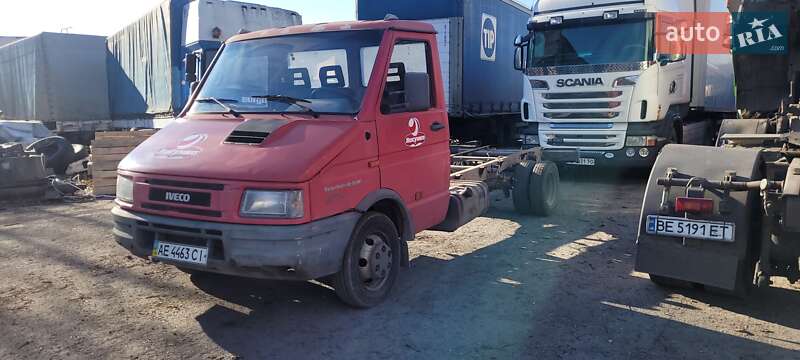 Вантажний фургон Iveco Daily груз. 2000 в Дніпрі