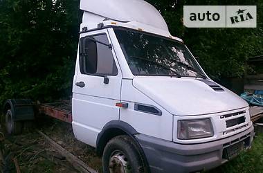 Эвакуатор Iveco Daily 2001 в 