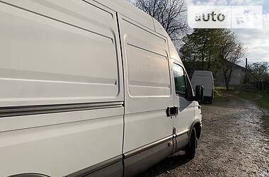 Грузовой фургон Iveco Daily 2006 в 