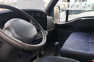 Грузопассажирский фургон Iveco Daily 2003 в 