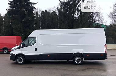 Грузовой фургон Iveco Daily 2016 в 