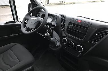 Грузовой фургон Iveco Daily 2016 в 