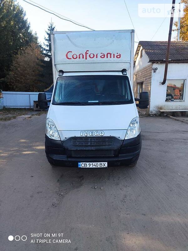 Грузовой фургон Iveco Daily 2014 в Нежине