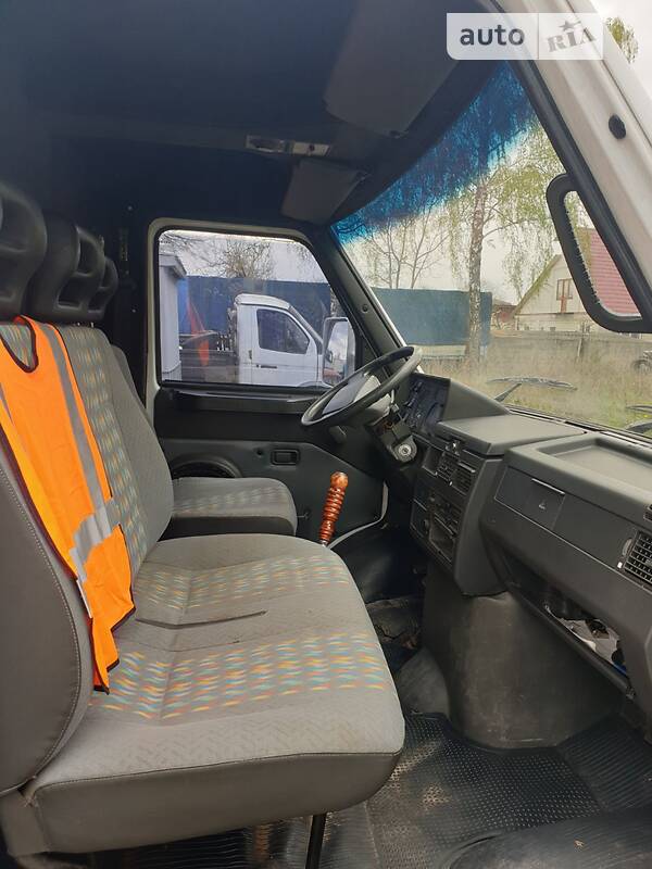 Вантажний фургон Iveco Daily 2000 в Броварах