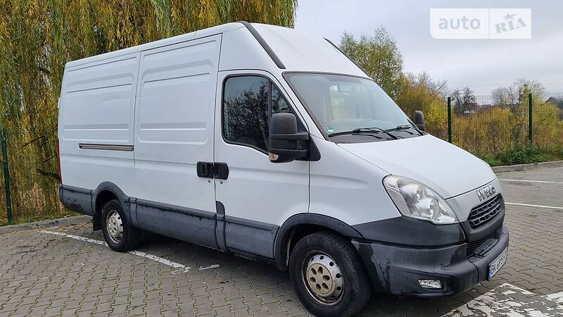 Вантажний фургон Iveco Daily 2012 в Луцьку фото Вантажний фургон Iveco Daily 2012 в Луцьку