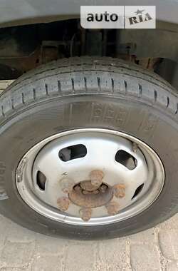Грузовой фургон Iveco Daily 2010 в 