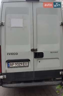 Грузовой фургон Iveco Daily 2014 в 