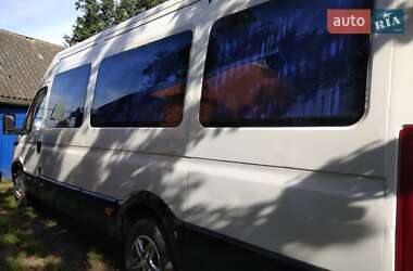 Пригородный автобус Iveco Daily 2001 в Ромнах