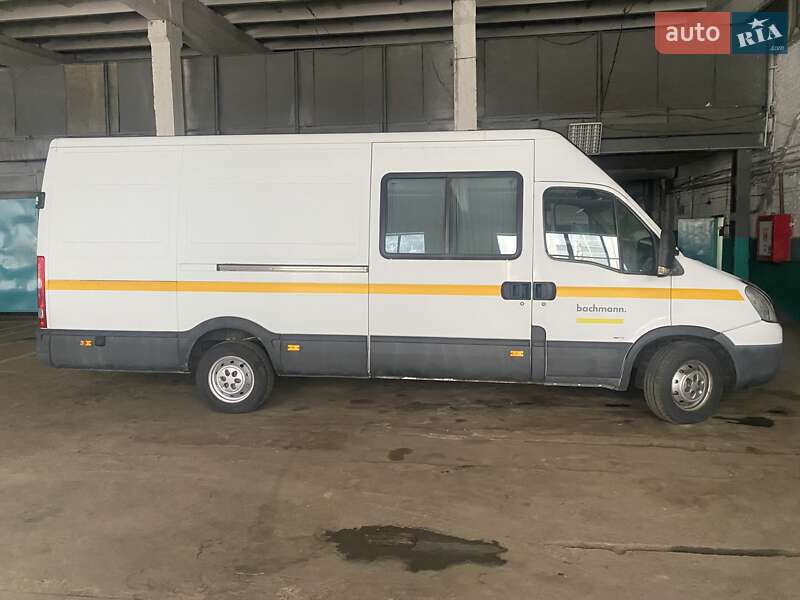Седан Iveco Daily 2009 в Києві