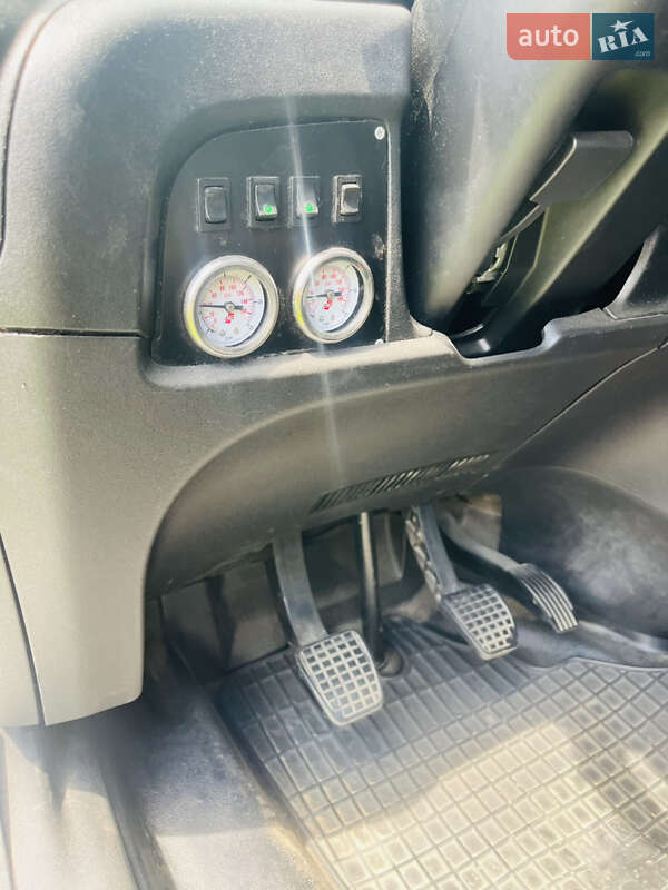 Эвакуатор Iveco Daily 2016 в Львове