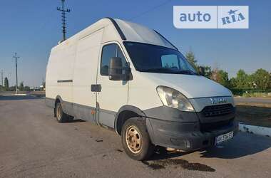 Грузовой фургон Iveco Daily 2012 в 
