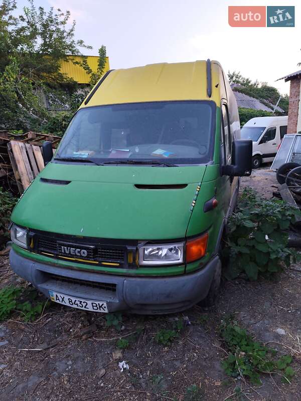 Другие автобусы Iveco Daily 2003 в 