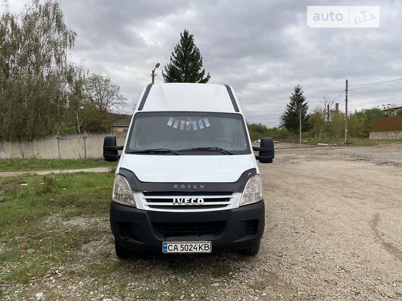 Грузовой фургон Iveco Daily 2008 в Могилев-Подольске