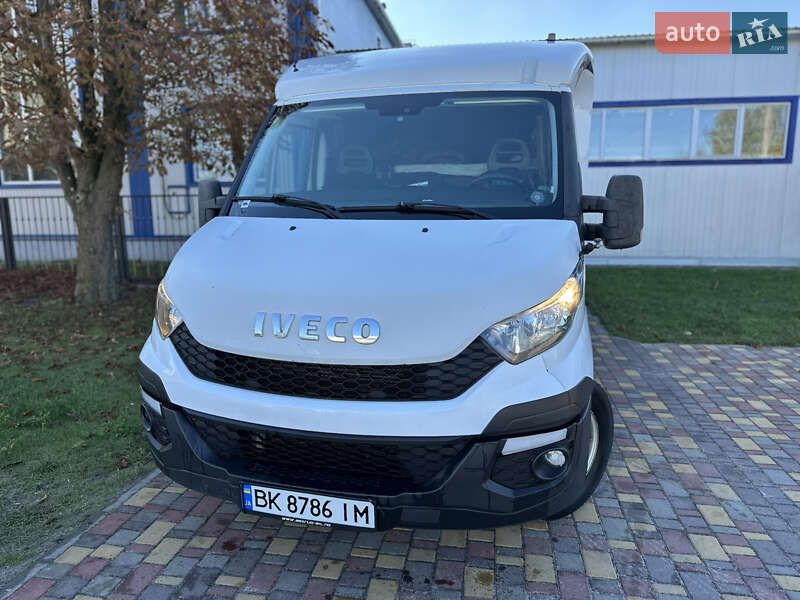 Автовоз Iveco Daily 2015 в Сарнах