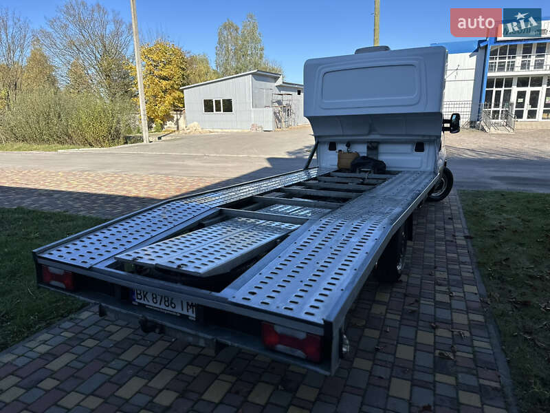 Автовоз Iveco Daily 2015 в Сарнах