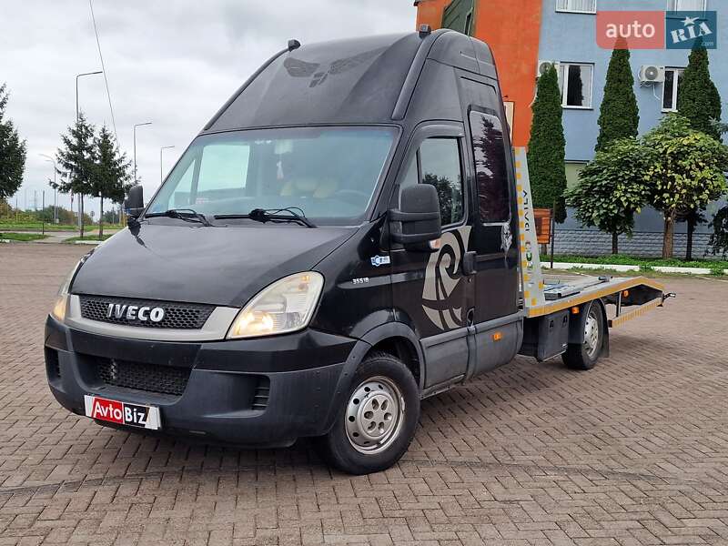 Эвакуатор Iveco Daily 2011 в Ровно