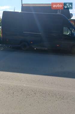 Грузовой фургон Iveco Daily 2000 в 