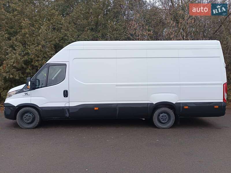 Вантажний фургон Iveco Daily 2015 в Луцьку