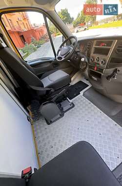 Грузовой фургон Iveco Daily 2012 в 