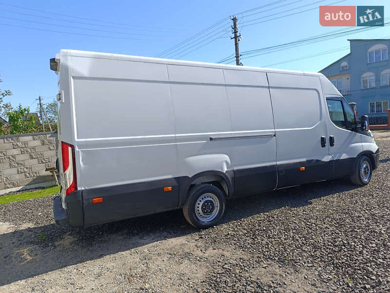 Інші вантажівки Iveco Daily 2017 в Володимирі