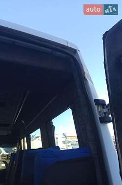 Мікроавтобус Iveco Daily 2000 в 