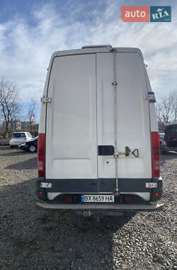 Вантажний фургон Iveco Daily 2005 в 