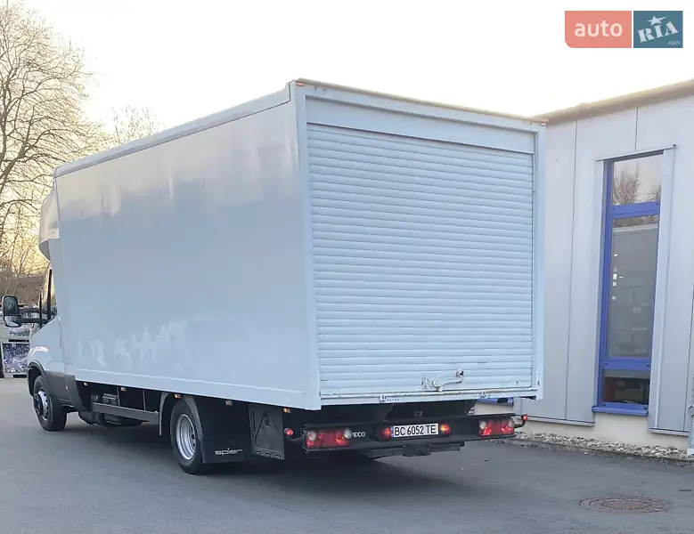 Грузовой фургон Iveco Daily 2016 в 