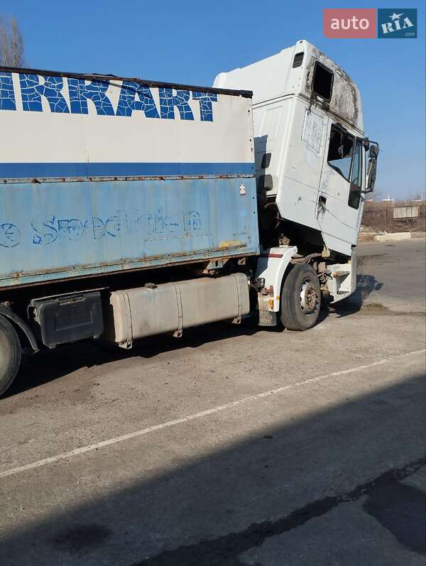 Контейнеровоз Iveco Daily 2003 в 