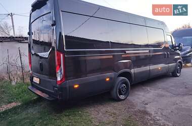 Грузовой фургон Iveco Daily 2021 в 