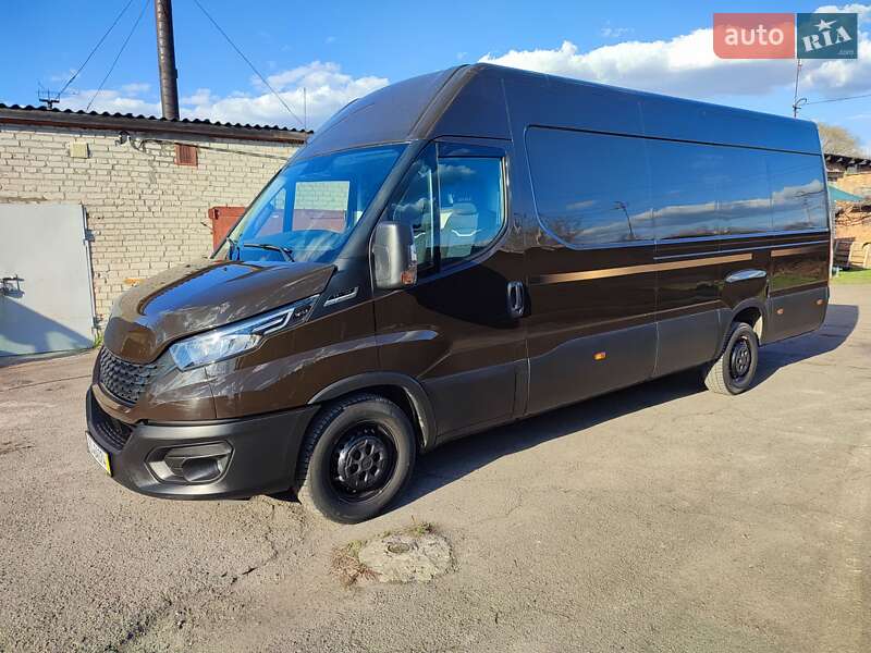 Грузовой фургон Iveco Daily 2021 в Здолбунове