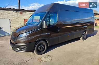 Грузовой фургон Iveco Daily 2021 в 