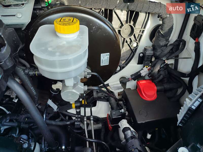 Грузовой фургон Iveco Daily 2021 в Здолбунове