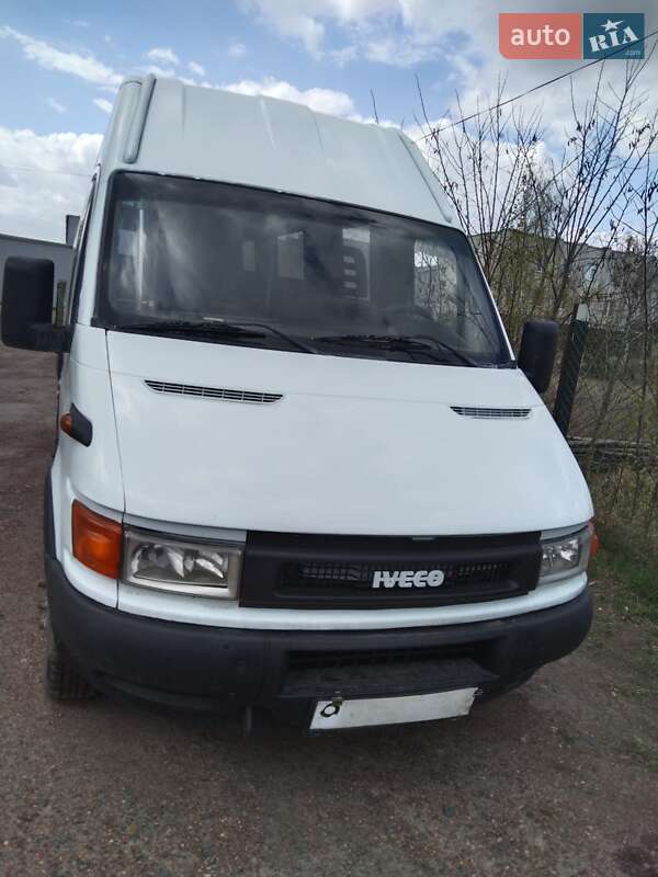 Микроавтобус Iveco Daily 2003 в 
