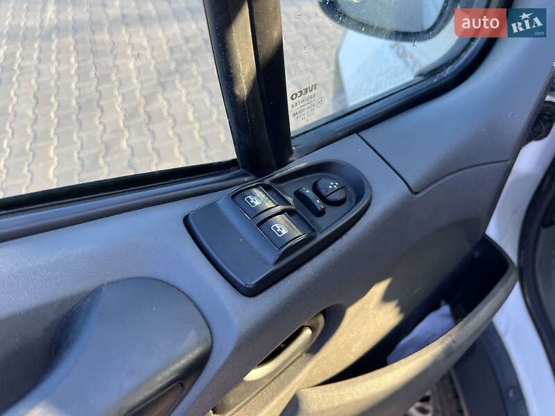 Грузовой фургон Iveco Daily 2012 в Львове
