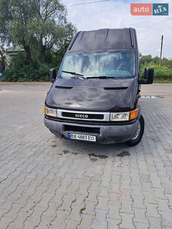 Автовоз Iveco Daily 2000 в Чернівцях