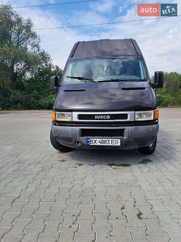 Автовоз Iveco Daily 2000 в Чернівцях