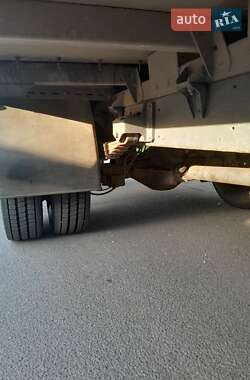 Грузовой фургон Iveco Daily 2006 в 