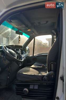 Грузовой фургон Iveco Daily 2006 в 