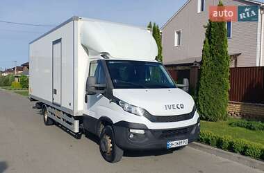 Грузовой фургон Iveco Daily 2015 в 