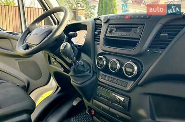Грузовой фургон Iveco Daily 2015 в 