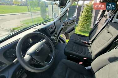Грузовой фургон Iveco Daily 2015 в 