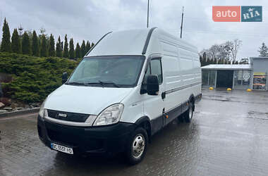 Грузовой фургон Iveco Daily 2011 в 