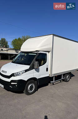 Вантажний фургон Iveco Daily 2015 в Шептицькому
